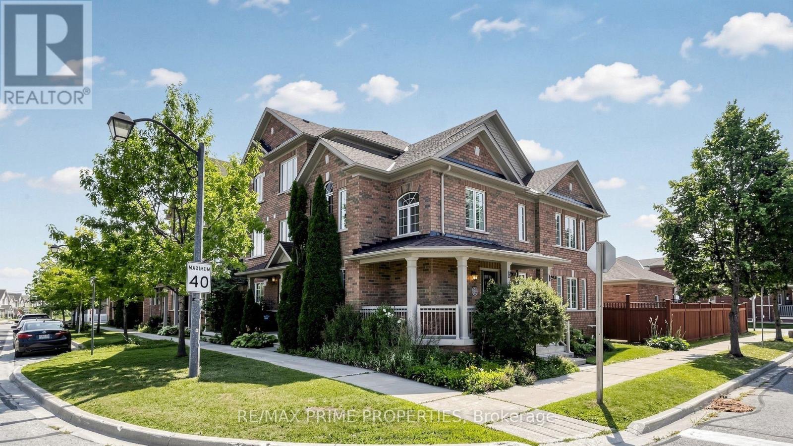 499 White's Hill Avenue, Markham, Ontario  L6B 0J8 - Photo 2 - N13622528