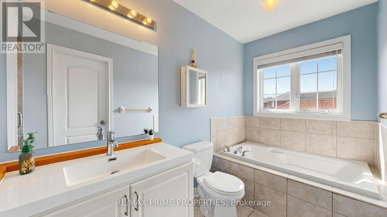 499 White's Hill Avenue, Markham, Ontario  L6B 0J8 - Photo 23 - N13622528