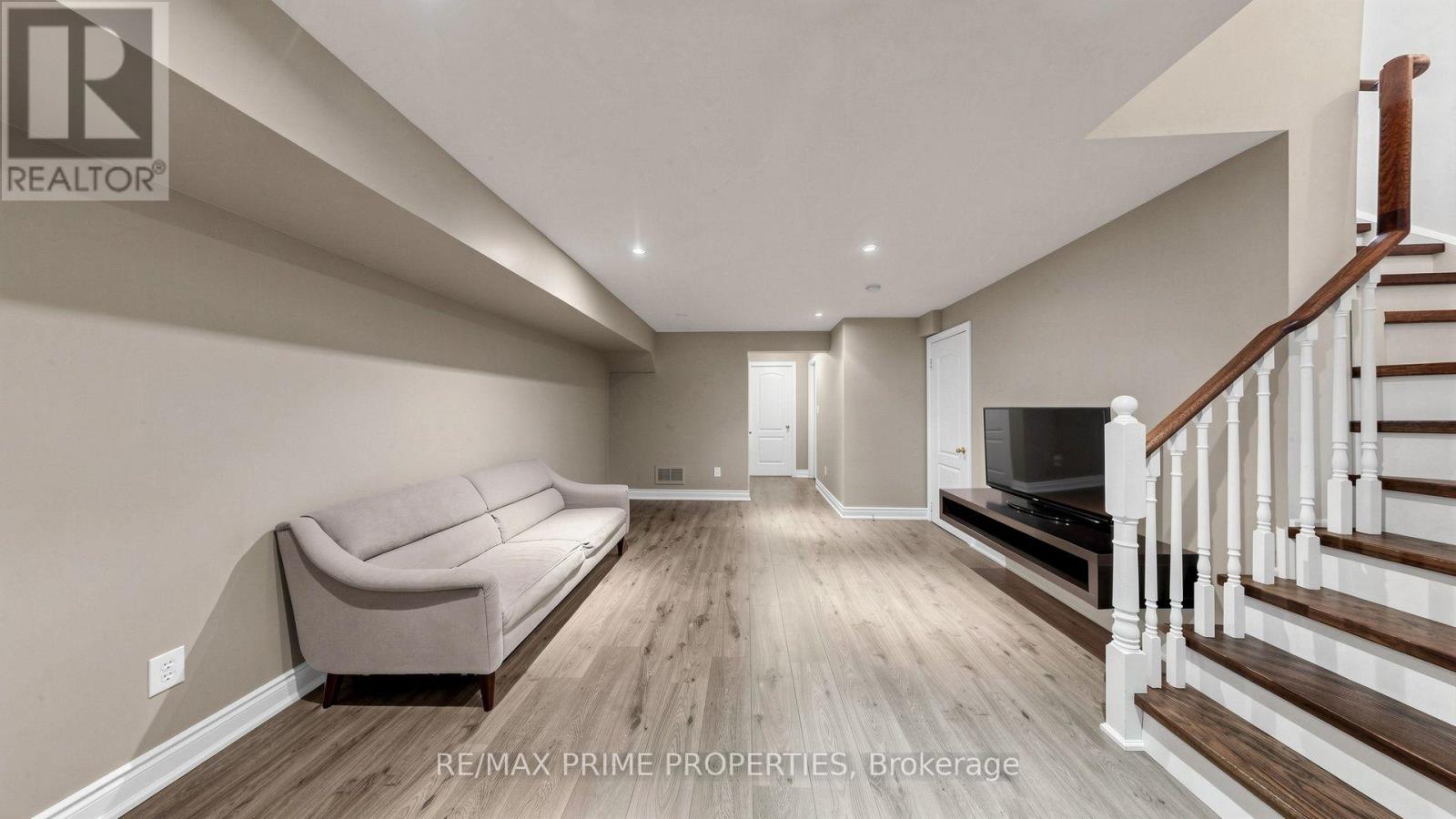 499 White's Hill Avenue, Markham, Ontario  L6B 0J8 - Photo 28 - N13622528
