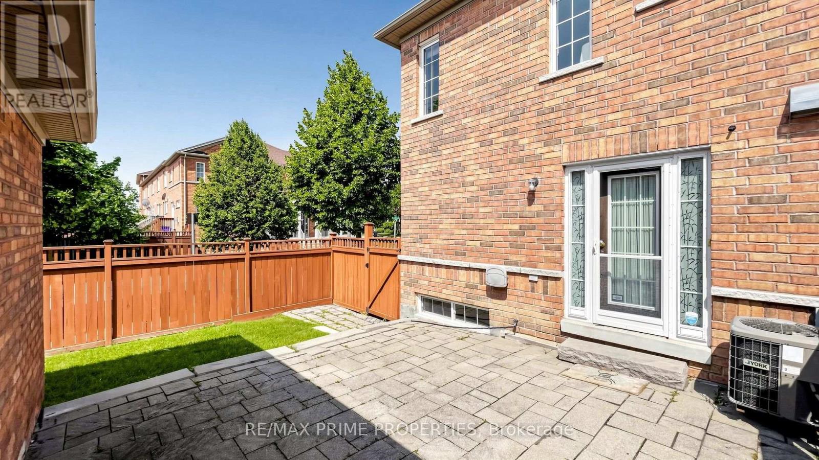 499 White's Hill Avenue, Markham, Ontario  L6B 0J8 - Photo 32 - N13622528