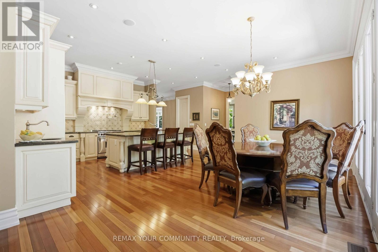46 Lake Woods Drive, Whitchurch-Stouffville, Ontario  L4A 1P1 - Photo 14 - N13622574