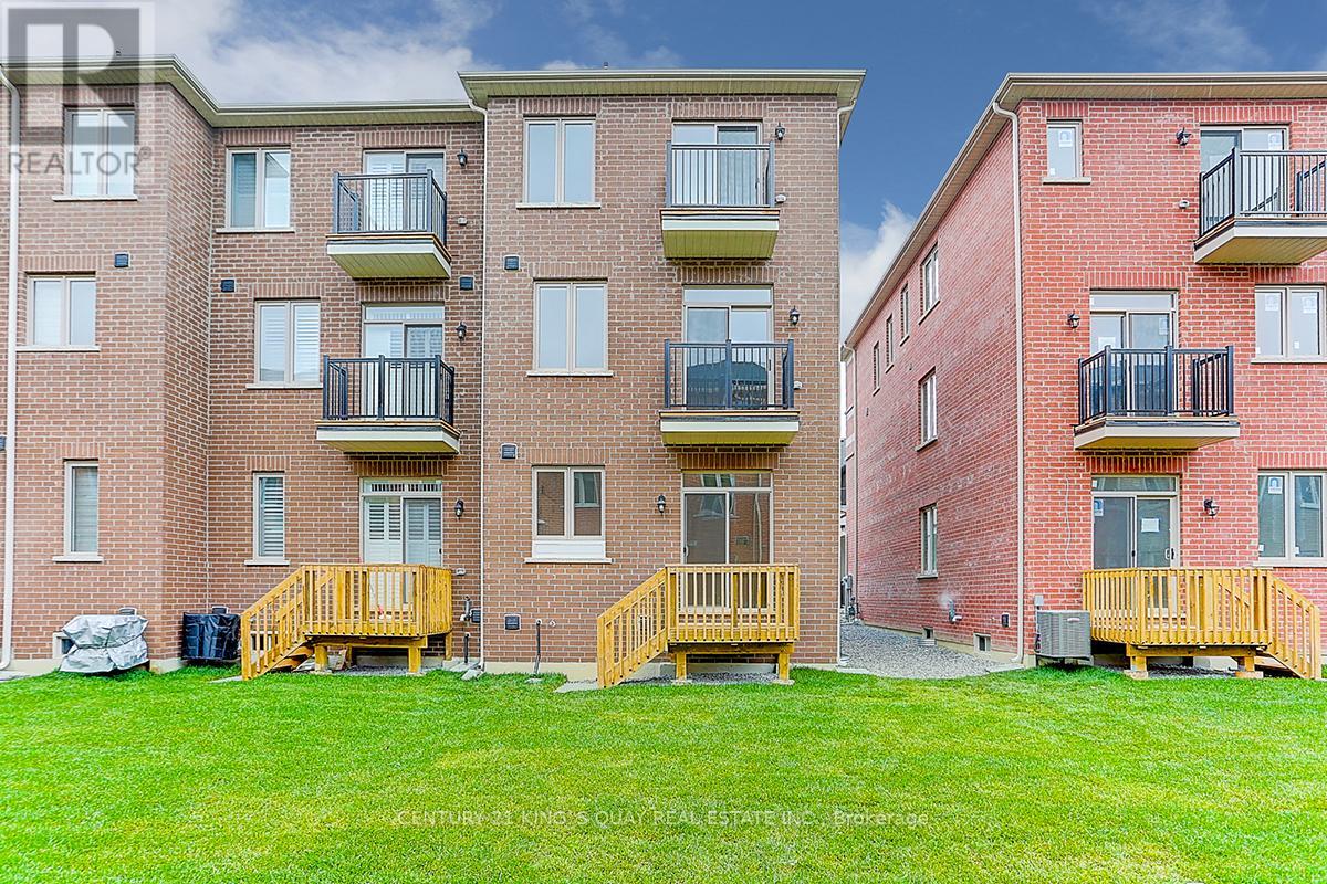 98 Carneros Way, Markham, Ontario  L6B 1R2 - Photo 3 - N13622658