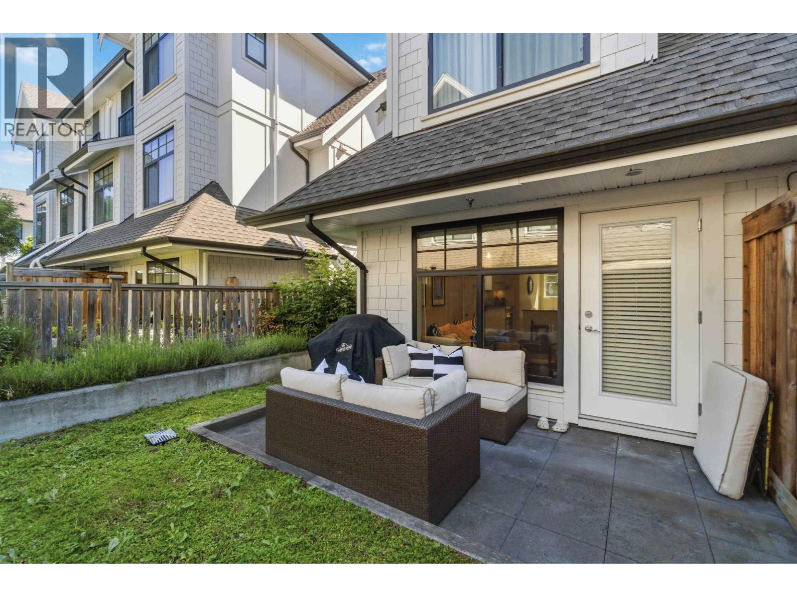 5 5142 Canada Way, Burnaby, British Columbia V5E 0C3 - Photo 7 - R3137489