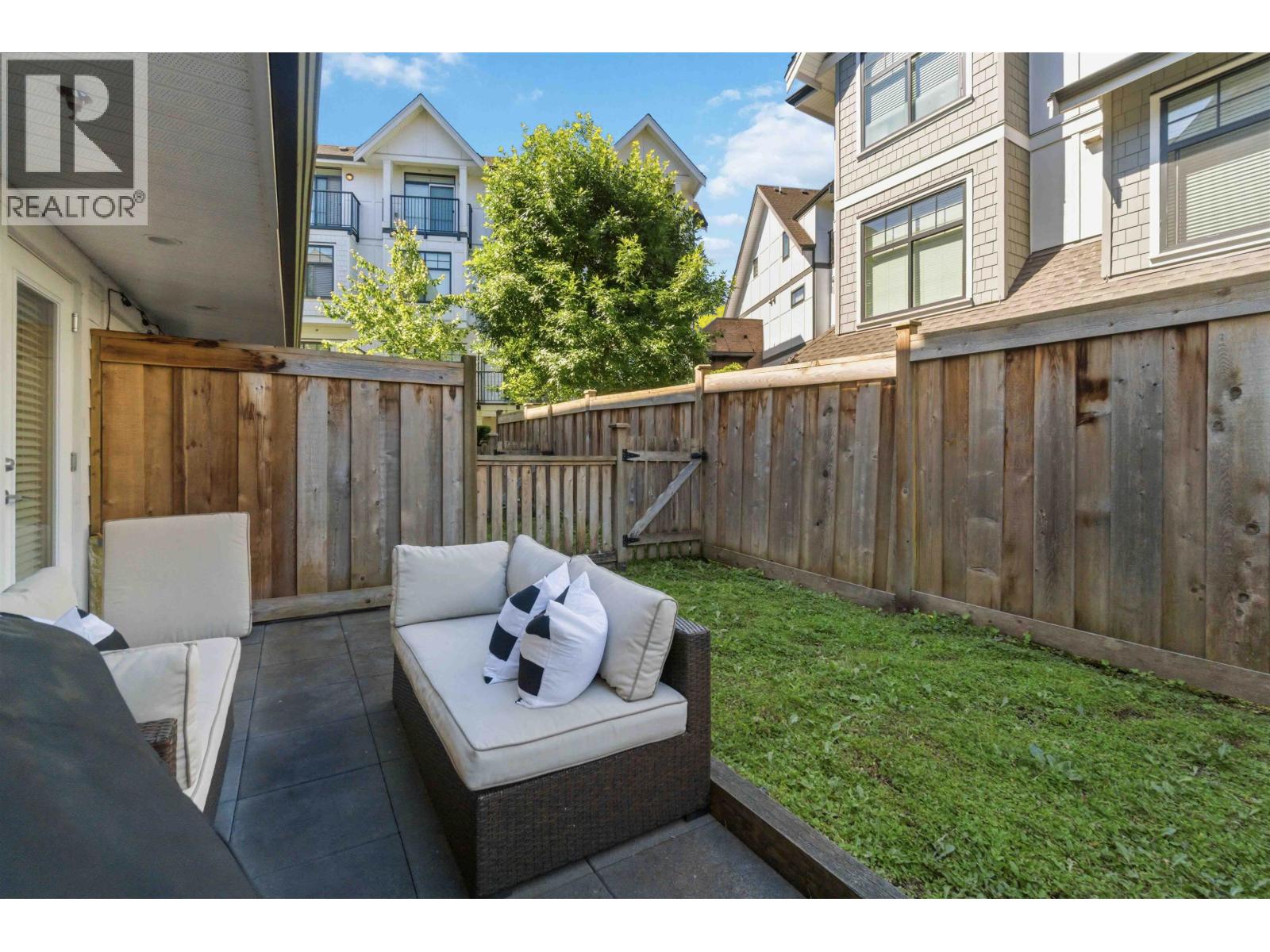 5 5142 Canada Way, Burnaby, British Columbia V5E 0C3 - Photo 8 - R3137489