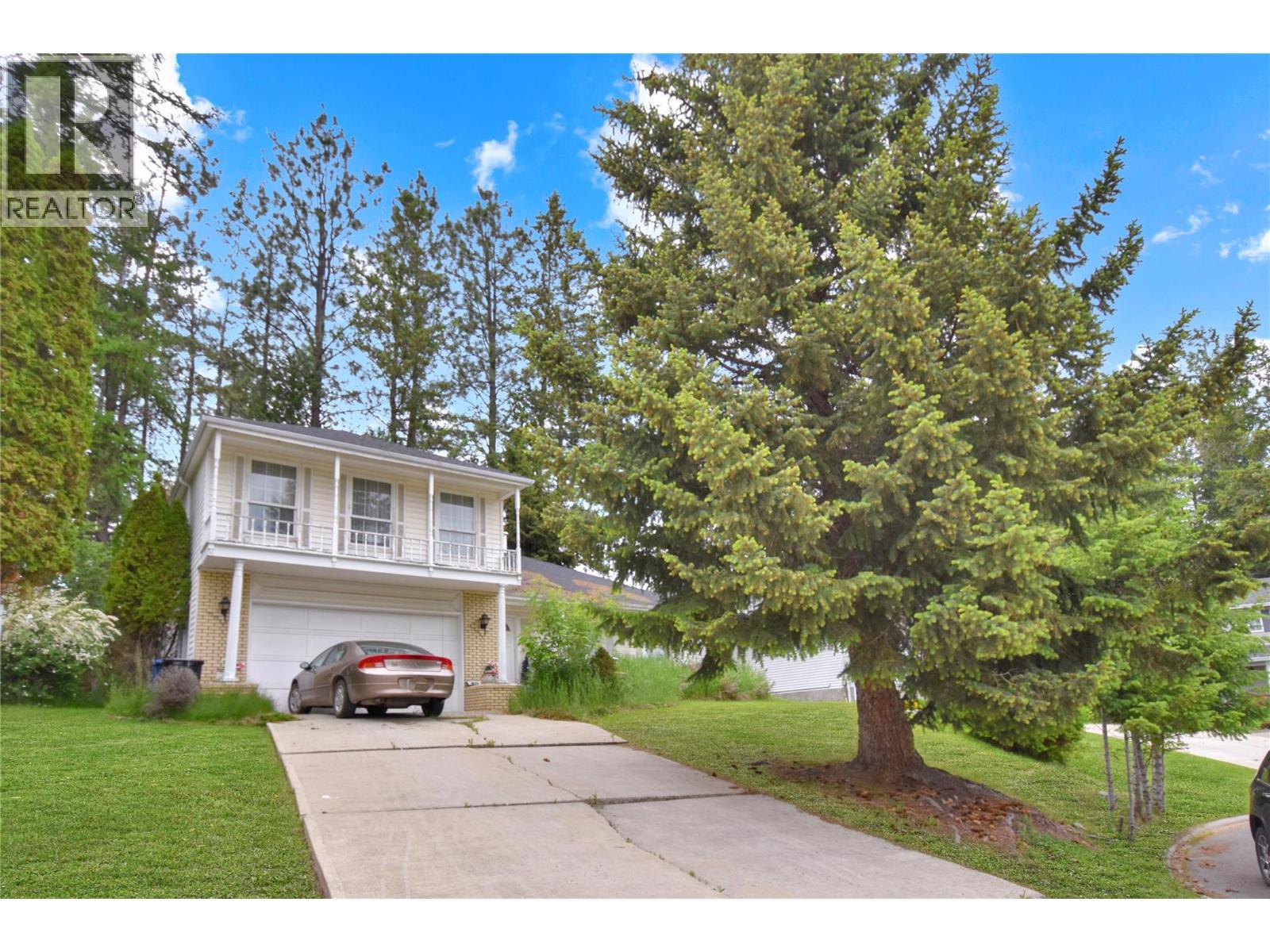 809 31st Ave S, Cranbrook, British Columbia  V1C 5J9 - Photo 3 - 10391133