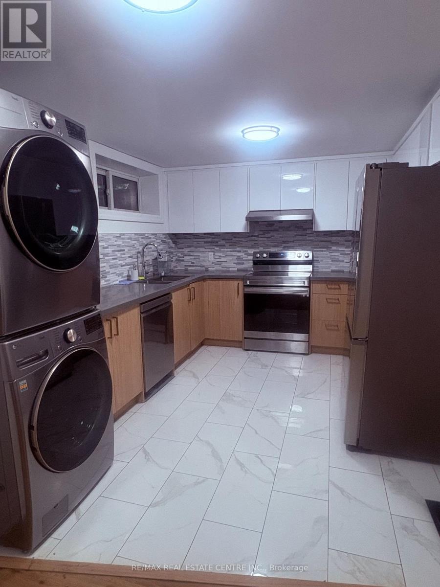 4 Continental Road W, Brampton, Ontario  L7A 2H5 - Photo 3 - W13622488