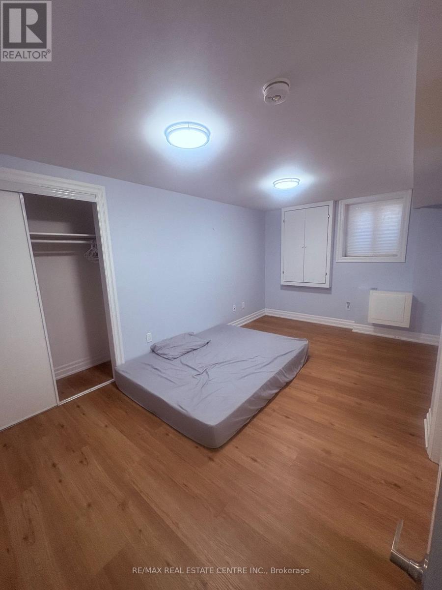 4 Continental Road W, Brampton, Ontario  L7A 2H5 - Photo 7 - W13622488