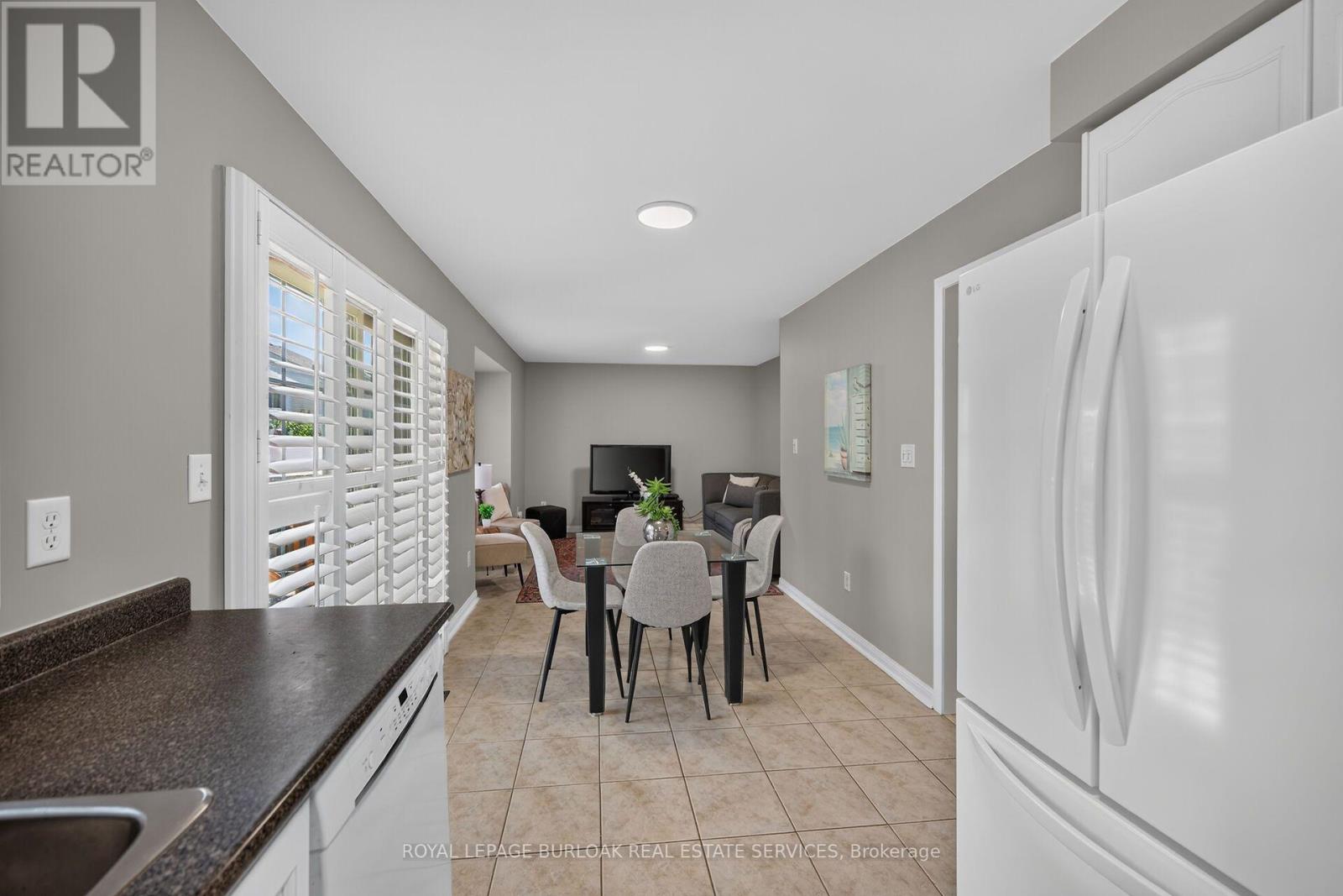 5660 Rosaline Road, Burlington, Ontario  L7L 6T4 - Photo 15 - W13622554