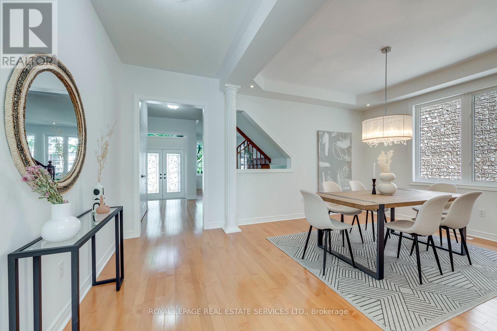 2116 Blackforest Crescent, Oakville, Ontario  L6M 4T6 - Photo 10 - W13622624