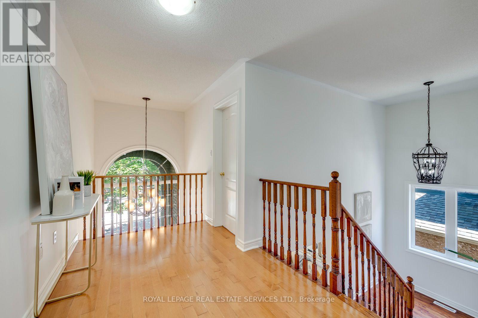 2116 Blackforest Crescent, Oakville, Ontario  L6M 4T6 - Photo 23 - W13622624