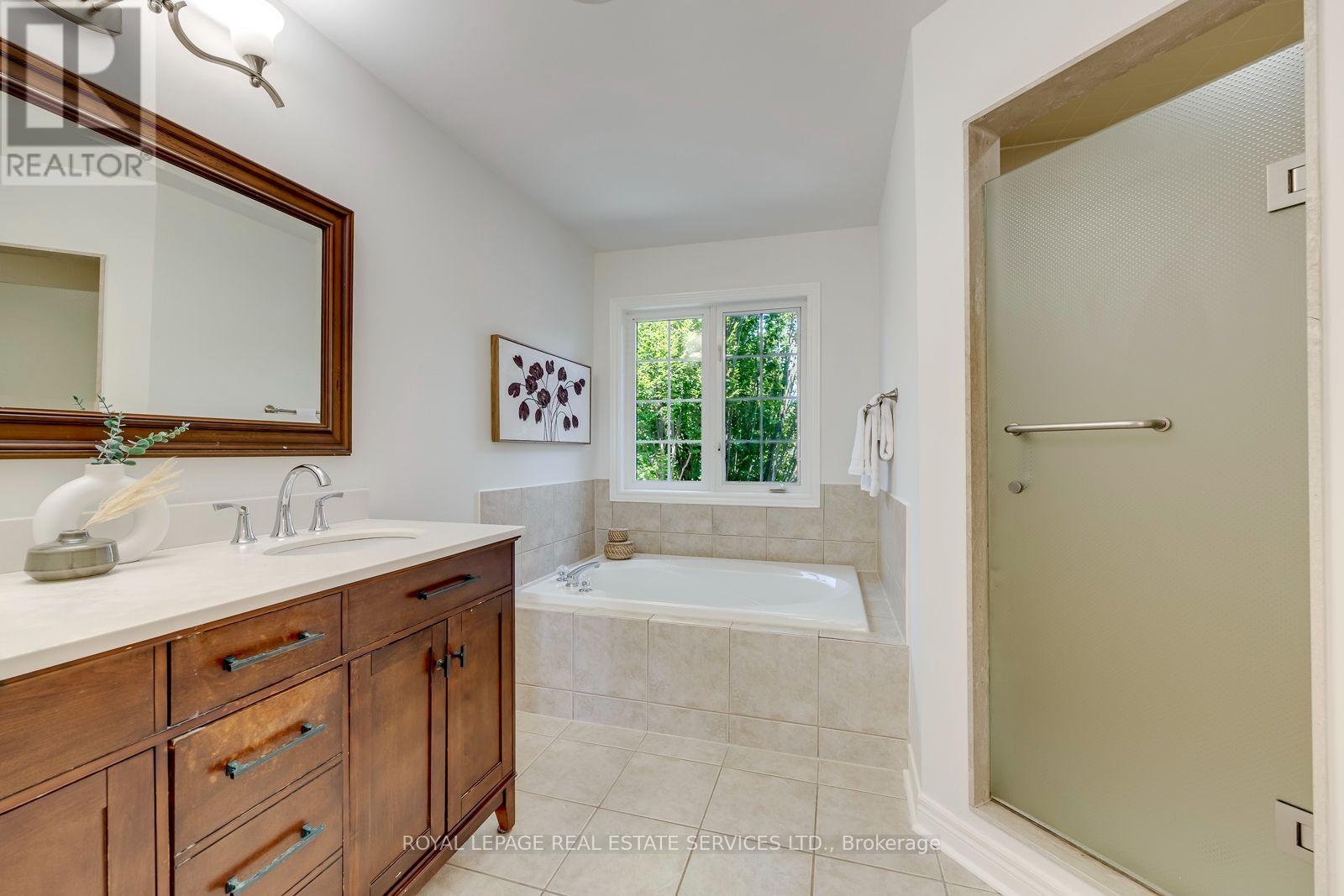 2116 Blackforest Crescent, Oakville, Ontario  L6M 4T6 - Photo 28 - W13622624
