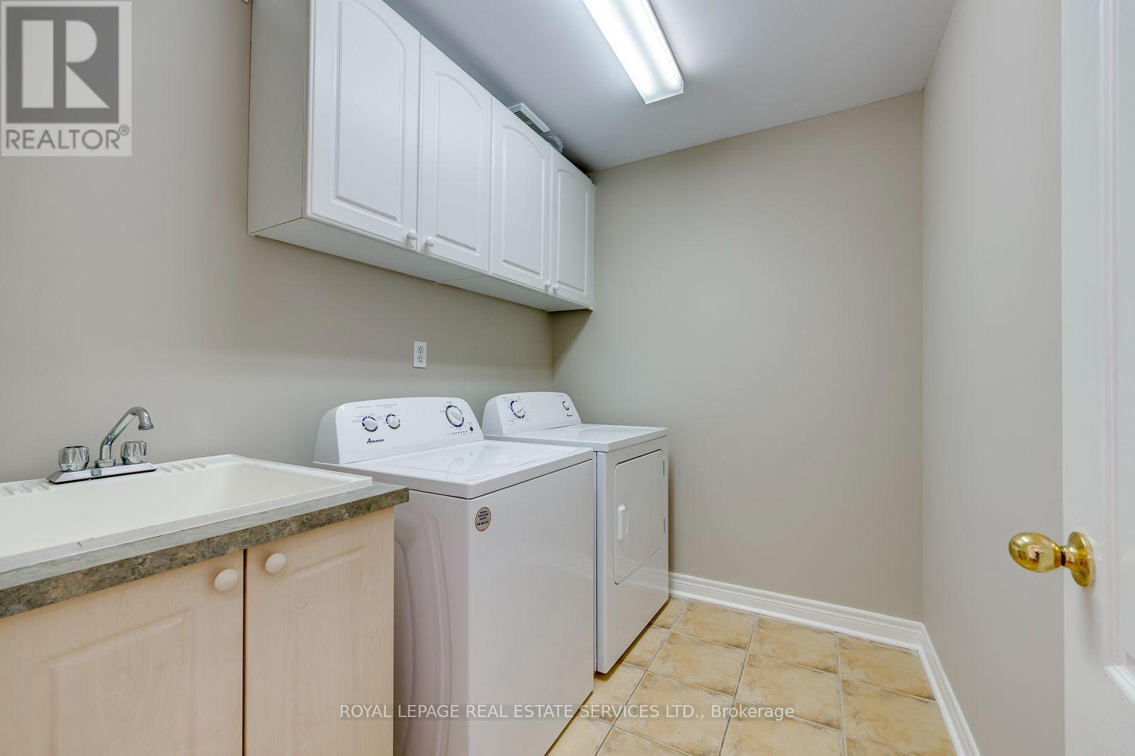 2116 Blackforest Crescent, Oakville, Ontario  L6M 4T6 - Photo 36 - W13622624
