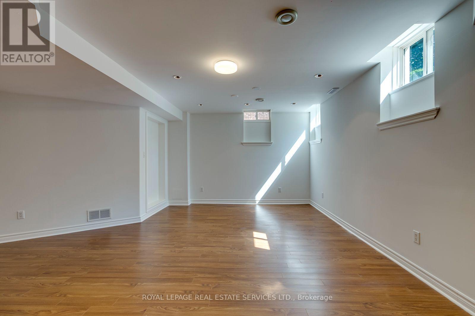 2116 Blackforest Crescent, Oakville, Ontario  L6M 4T6 - Photo 40 - W13622624