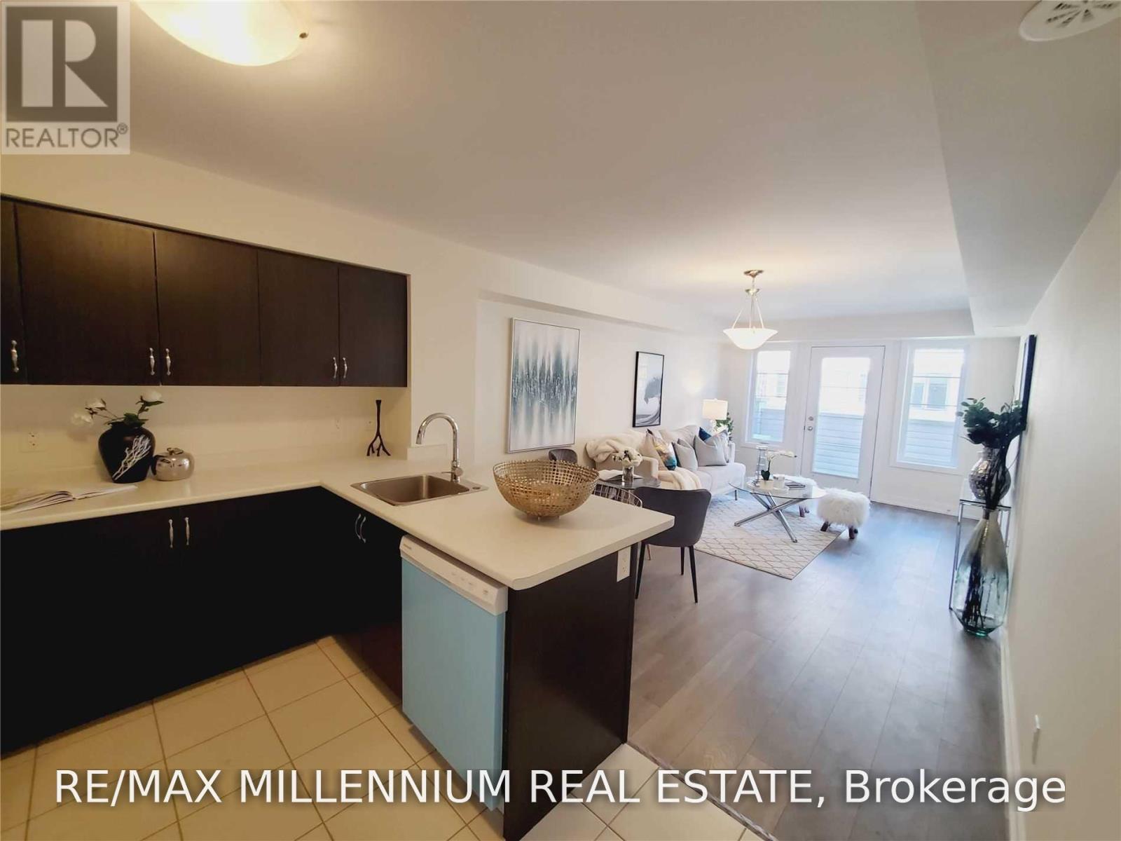 279 - 60 Parrotta Drive, Toronto, Ontario  M9M 0B4 - Photo 5 - W13622648