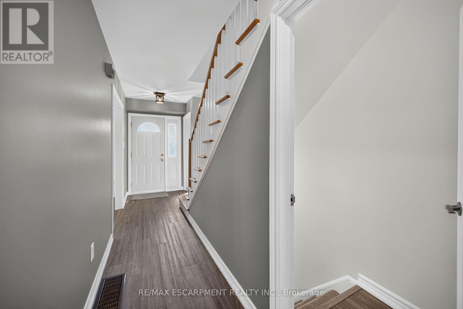 2 - 199 York Road, Hamilton, Ontario  L9H 1M9 - Photo 21 - X13622550