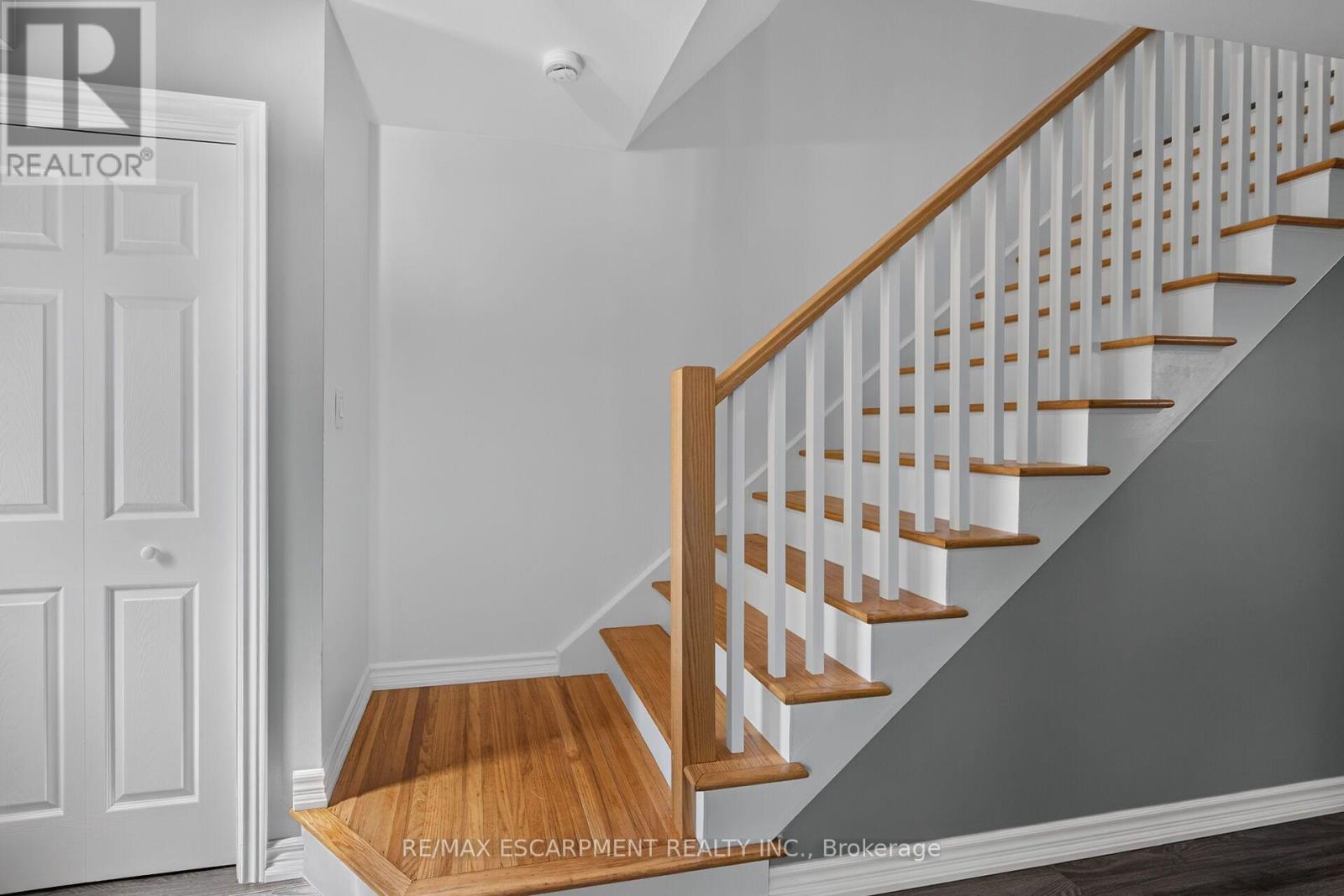 2 - 199 York Road, Hamilton, Ontario  L9H 1M9 - Photo 22 - X13622550