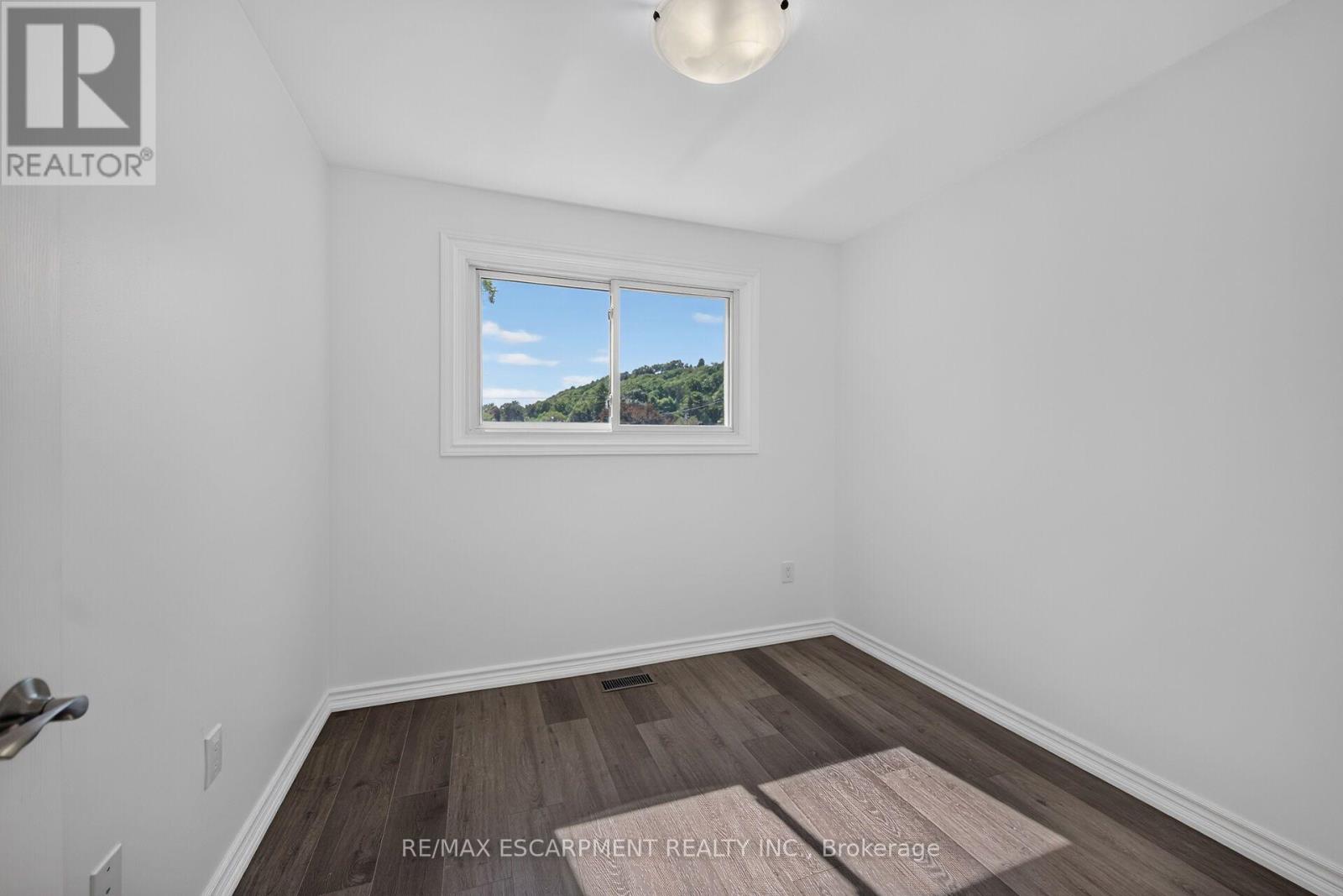 2 - 199 York Road, Hamilton, Ontario  L9H 1M9 - Photo 28 - X13622550