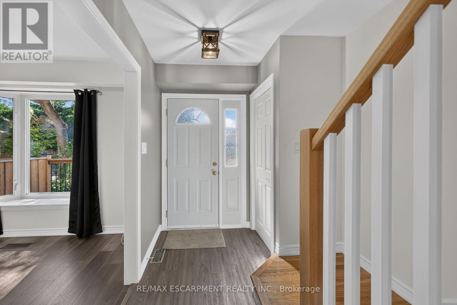 2 - 199 York Road, Hamilton, Ontario  L9H 1M9 - Photo 8 - X13622550