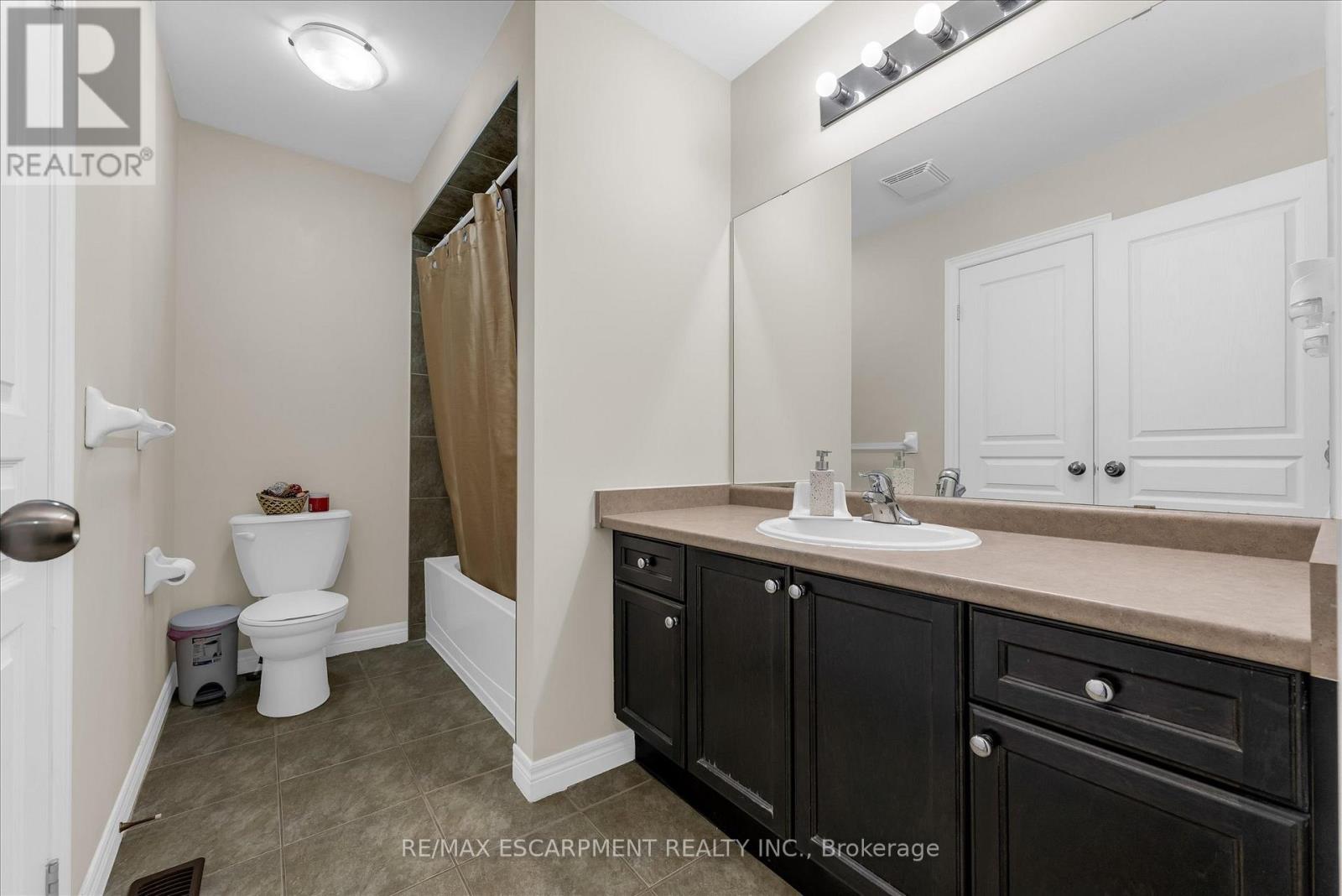 13 - 370 Stonehenge Drive, Hamilton, Ontario  L9K 0H9 - Photo 19 - X13622560