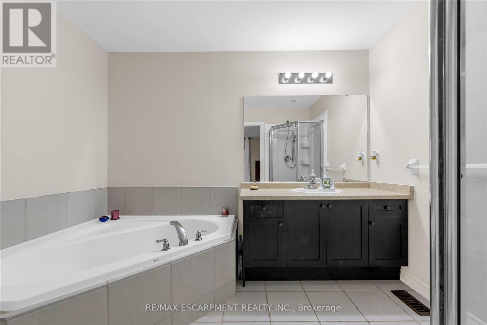 13 - 370 Stonehenge Drive, Hamilton, Ontario  L9K 0H9 - Photo 23 - X13622560