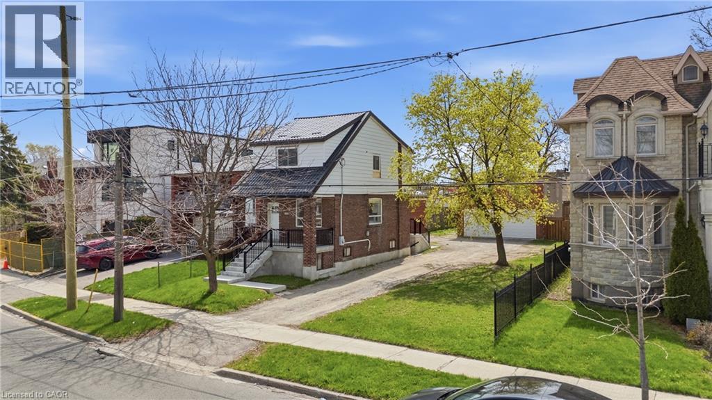 1049 Glencairn Avenue Unit# Main House Upper, North York, Ontario  M6B 2B1 - Photo 11 - 40829069