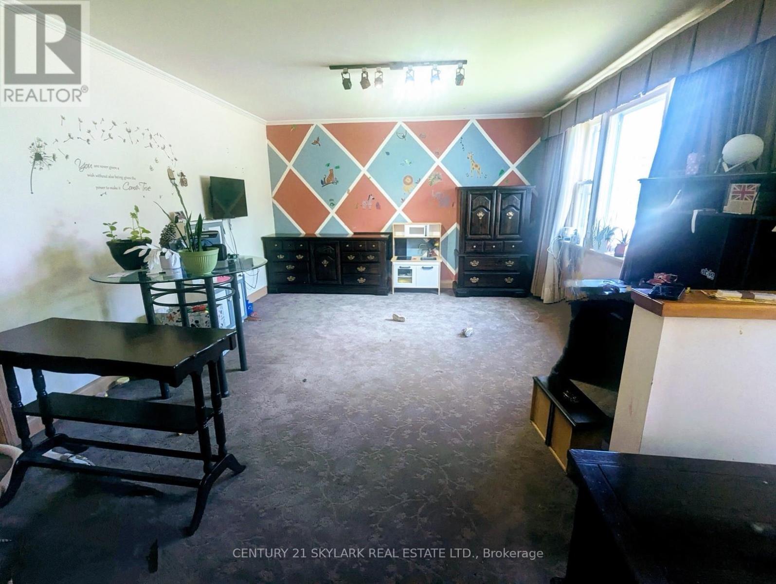 34 Clarence Street, Brampton, Ontario  L6W 1S3 - Photo 6 - W13605738