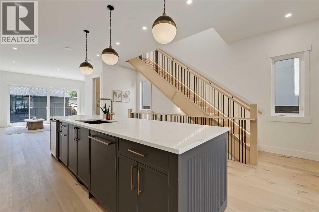1009 18 Avenue Nw, Calgary, Alberta  T2M 0V8 - Photo 6 - A2330120