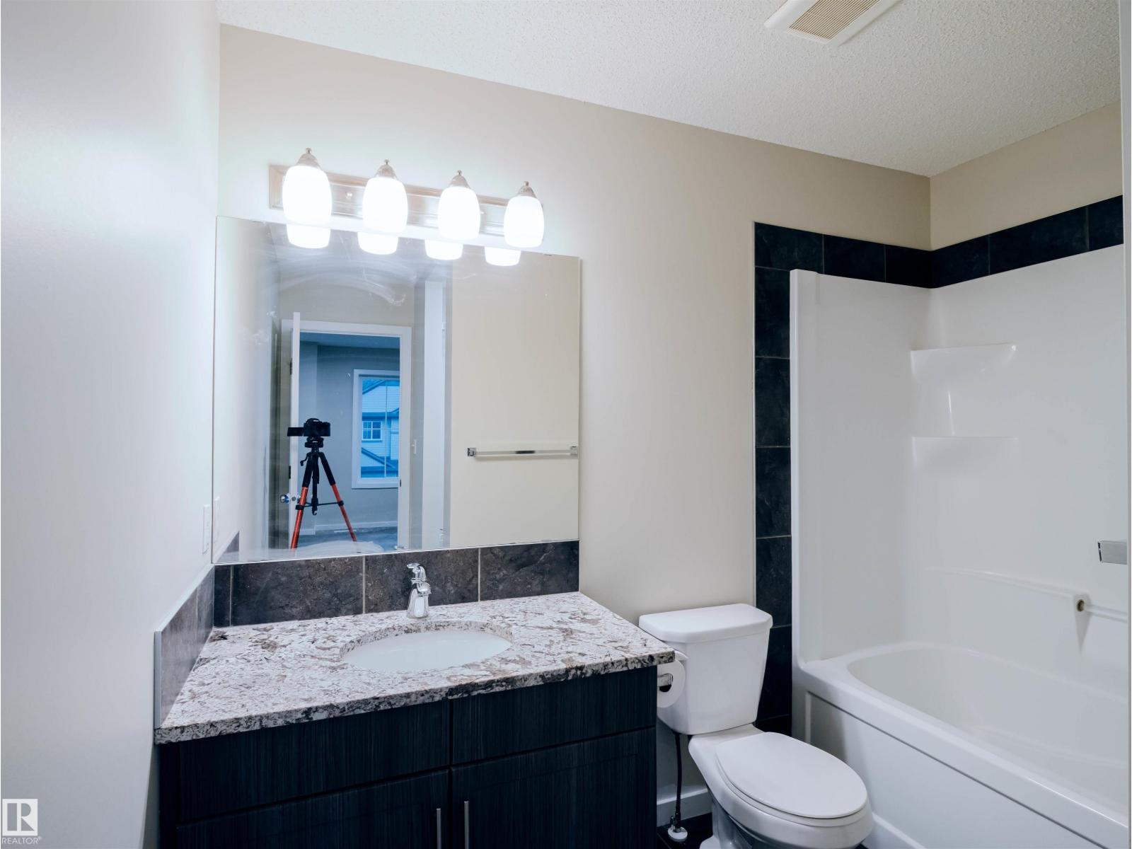 5407 14 Av SW, Edmonton, Alberta  T6X 1S2 - Photo 18 - E4501289