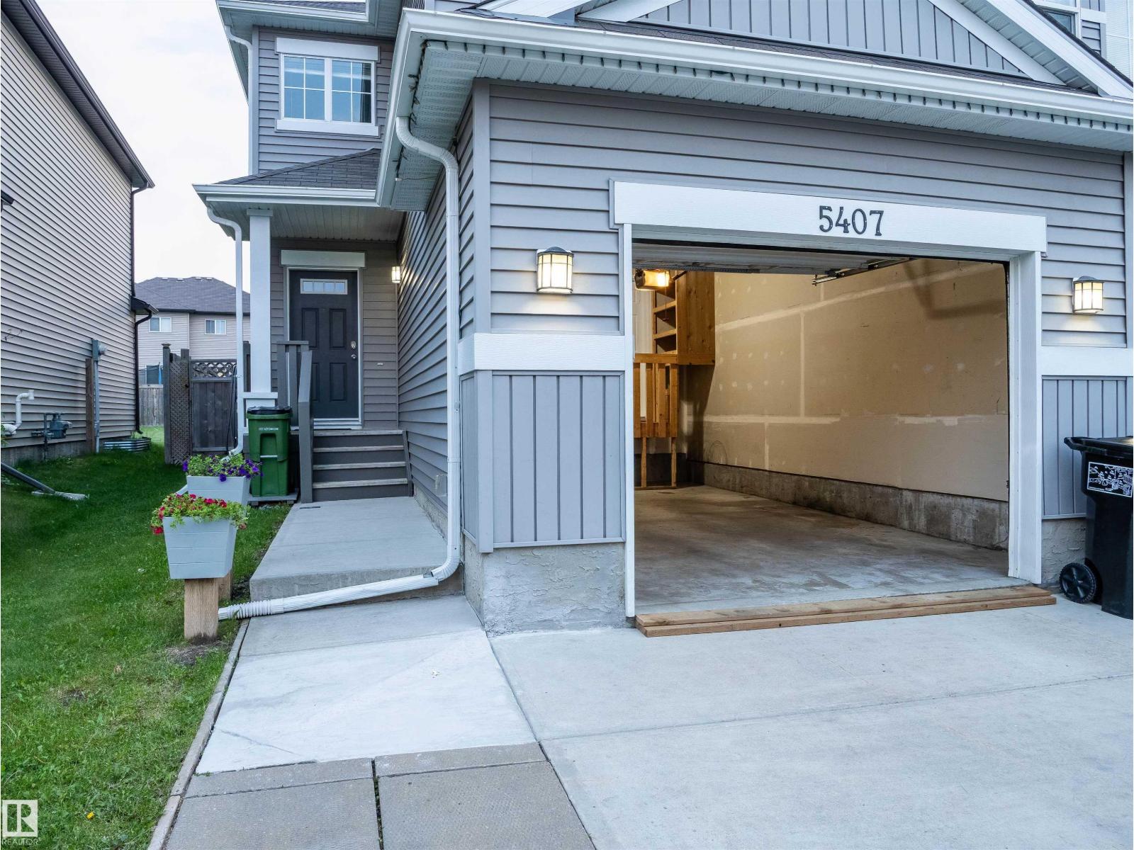 5407 14 Av SW, Edmonton, Alberta  T6X 1S2 - Photo 4 - E4501289