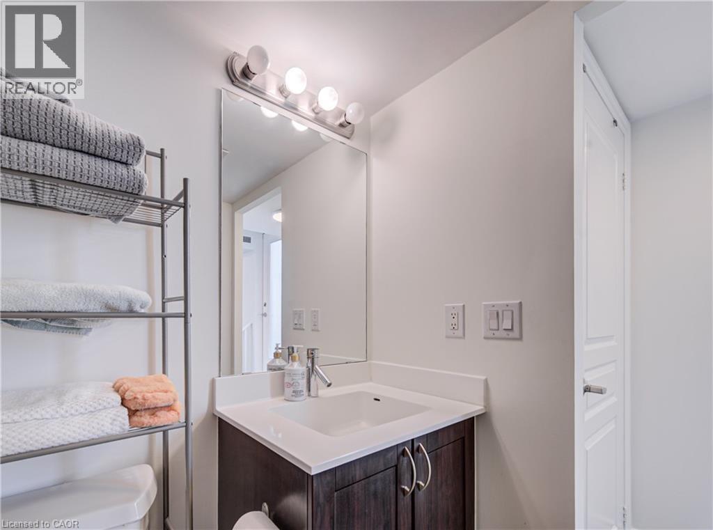 1940 Ironstone Drive Unit# 304, Burlington, Ontario  L7L 0E4 - Photo 45 - 40849345