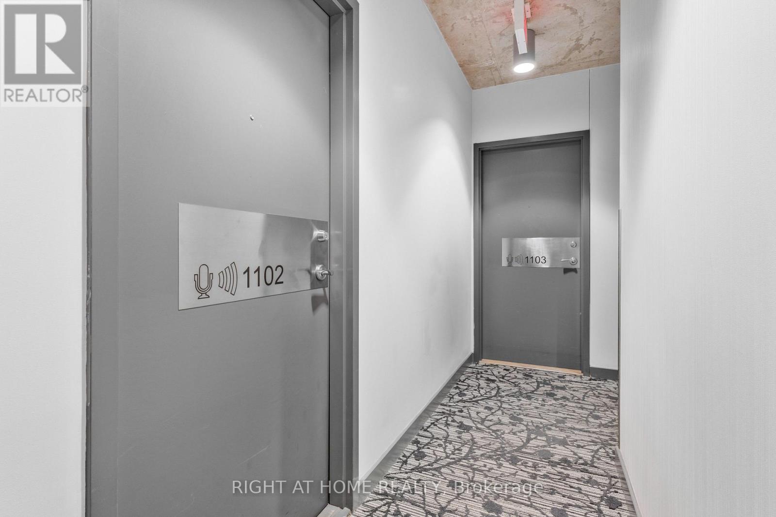 1102 - 281 Mutual Street, Toronto, Ontario  M4Y 3C4 - Photo 15 - C13622730