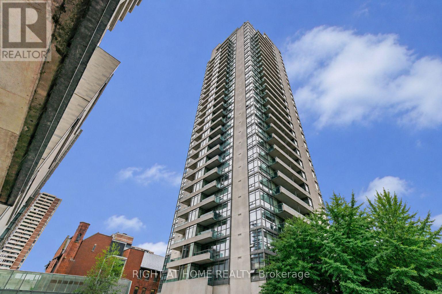 1102 - 281 Mutual Street, Toronto, Ontario  M4Y 3C4 - Photo 17 - C13622730