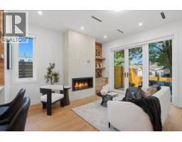 1 2438 E 20TH AVENUE, Vancouver, British Columbia