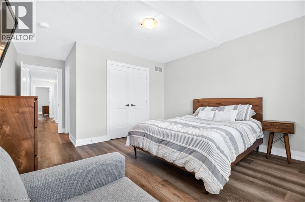 26 Granite Ridge Trail, Waterdown, Ontario  L8B 1Y4 - Photo 31 - 40852430