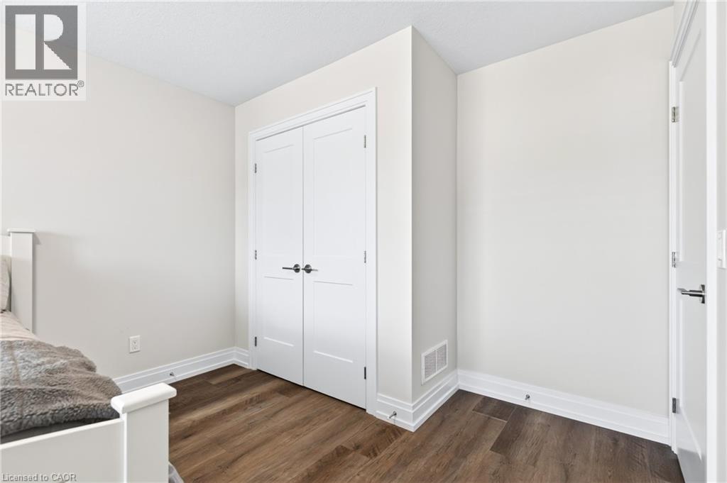 26 Granite Ridge Trail, Waterdown, Ontario  L8B 1Y4 - Photo 34 - 40852430