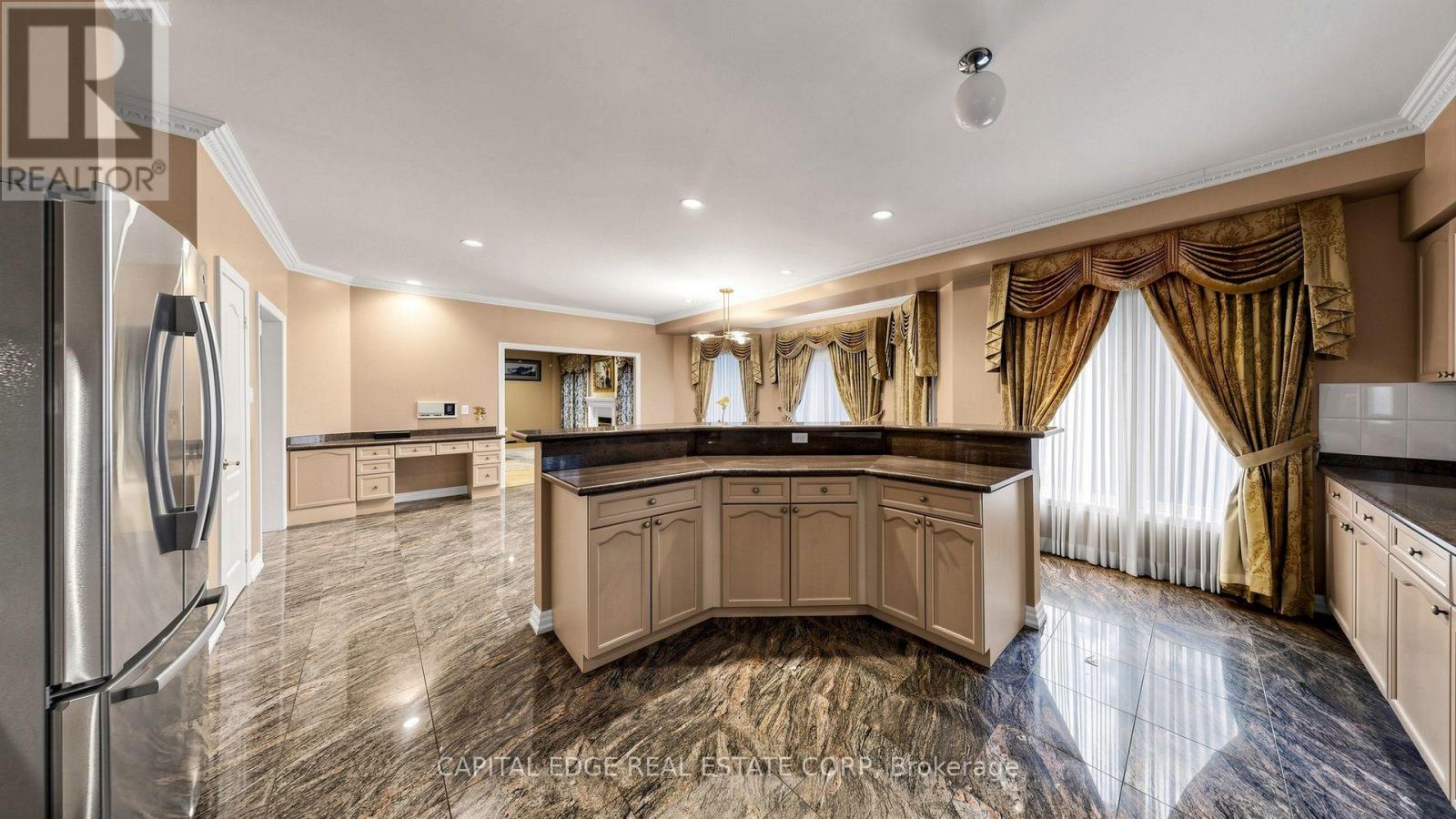 5298 Roanoke Court, Mississauga, Ontario  L5M 5H8 - Photo 14 - W13622708