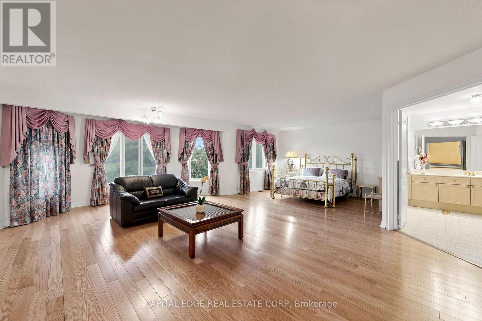 5298 Roanoke Court, Mississauga, Ontario  L5M 5H8 - Photo 16 - W13622708