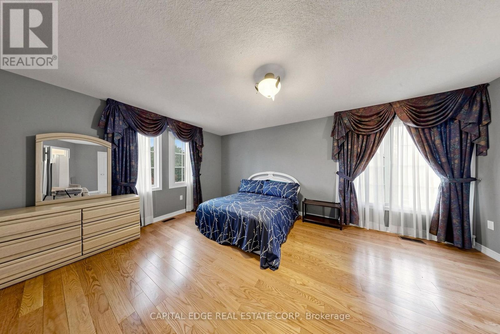 5298 Roanoke Court, Mississauga, Ontario  L5M 5H8 - Photo 19 - W13622708