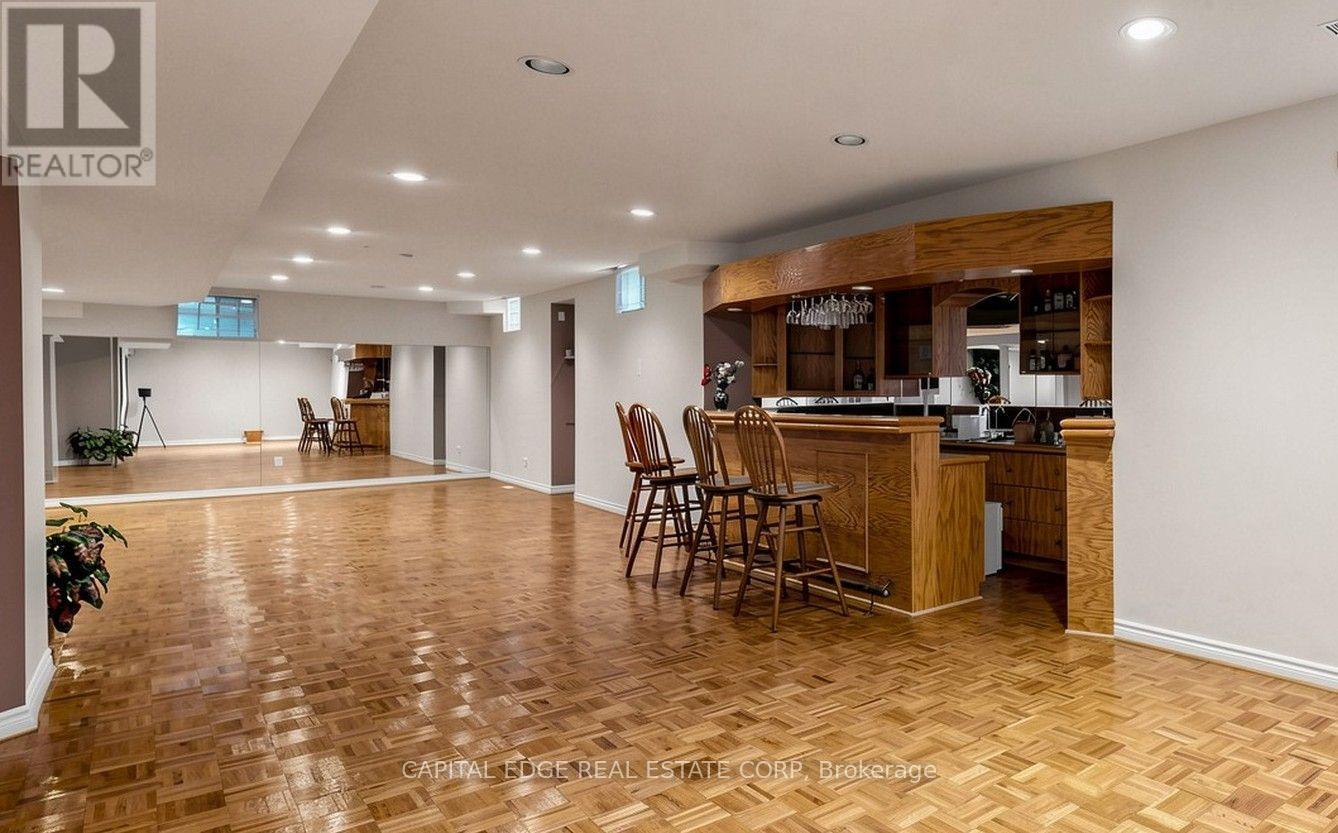 5298 Roanoke Court, Mississauga, Ontario  L5M 5H8 - Photo 24 - W13622708