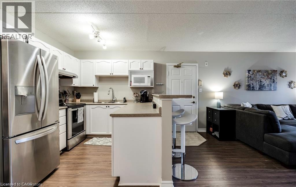 1411 Walkers Line Unit# 104, Burlington, Ontario  L7M 4O5 - Photo 6 - 40851054