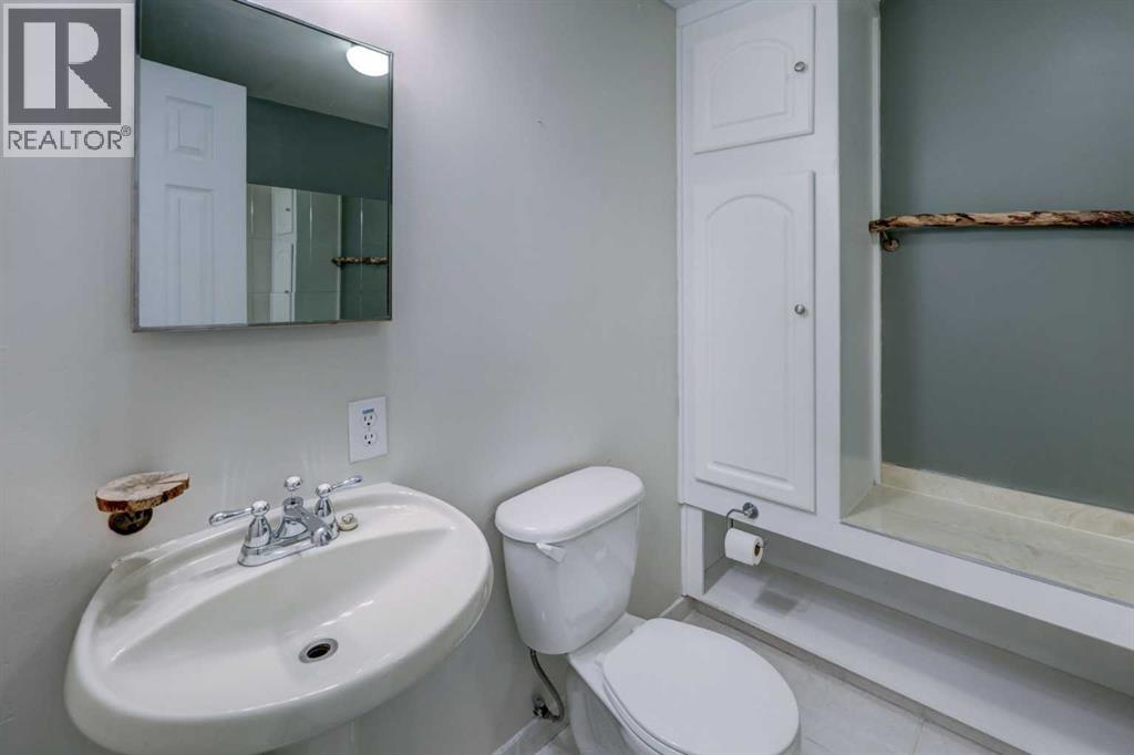7 Canoe Close, Airdrie, Alberta  T4B 2N3 - Photo 28 - A2320035