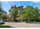 1088 Sunset Drive Unit# 404, Kelowna, BC V1Y 9W1