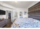 1088 Sunset Drive Unit# 404, Kelowna, BC V1Y 9W1