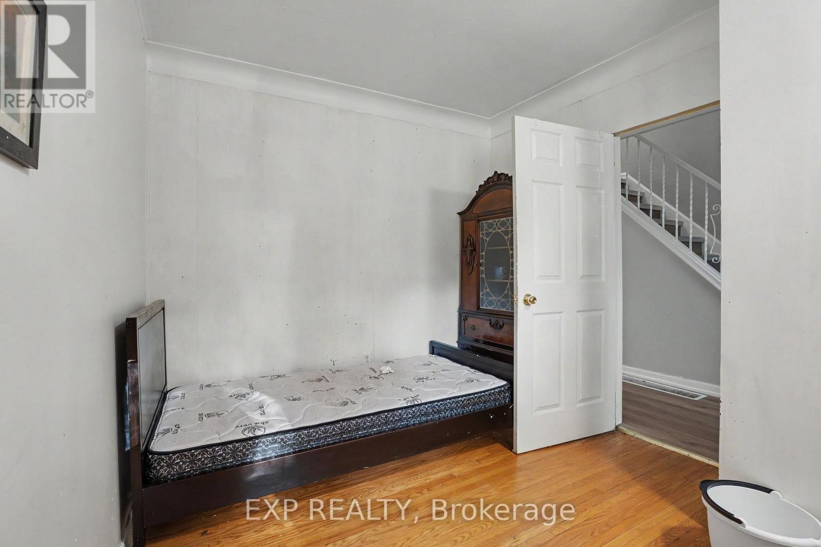 47 Bowman Street, Hamilton, Ontario  L8S 2T5 - Photo 7 - X13622782