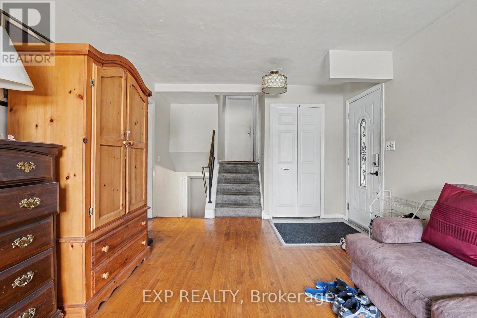 31 Darlington Drive, Hamilton, Ontario  L9C 2L8 - Photo 7 - X13622786