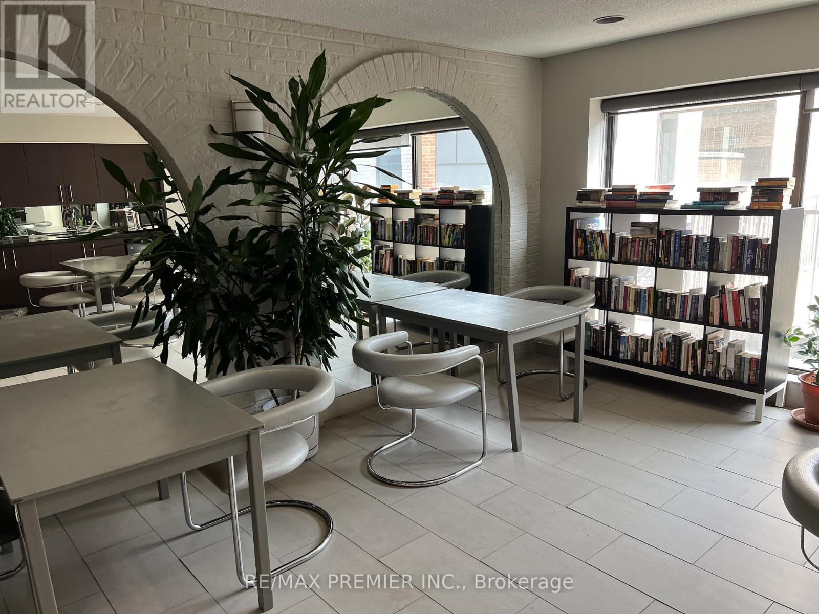 718 - 80 St Patrick Street, Toronto, Ontario  M5T 2X6 - Photo 10 - C13515148