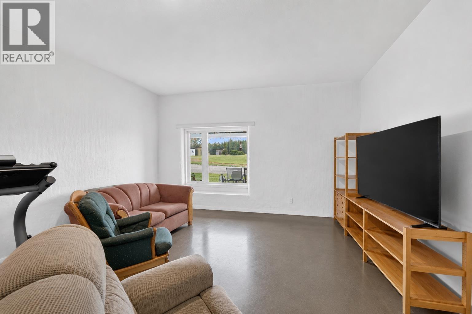 6838 Barrette Road, Fort St. John, British Columbia  V1J 8B4 - Photo 10 - R3143178