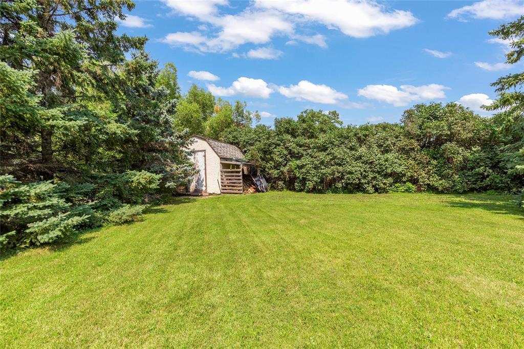 25 Park Street, Grunthal, Manitoba  R0A 0R0 - Photo 14 - 202619078