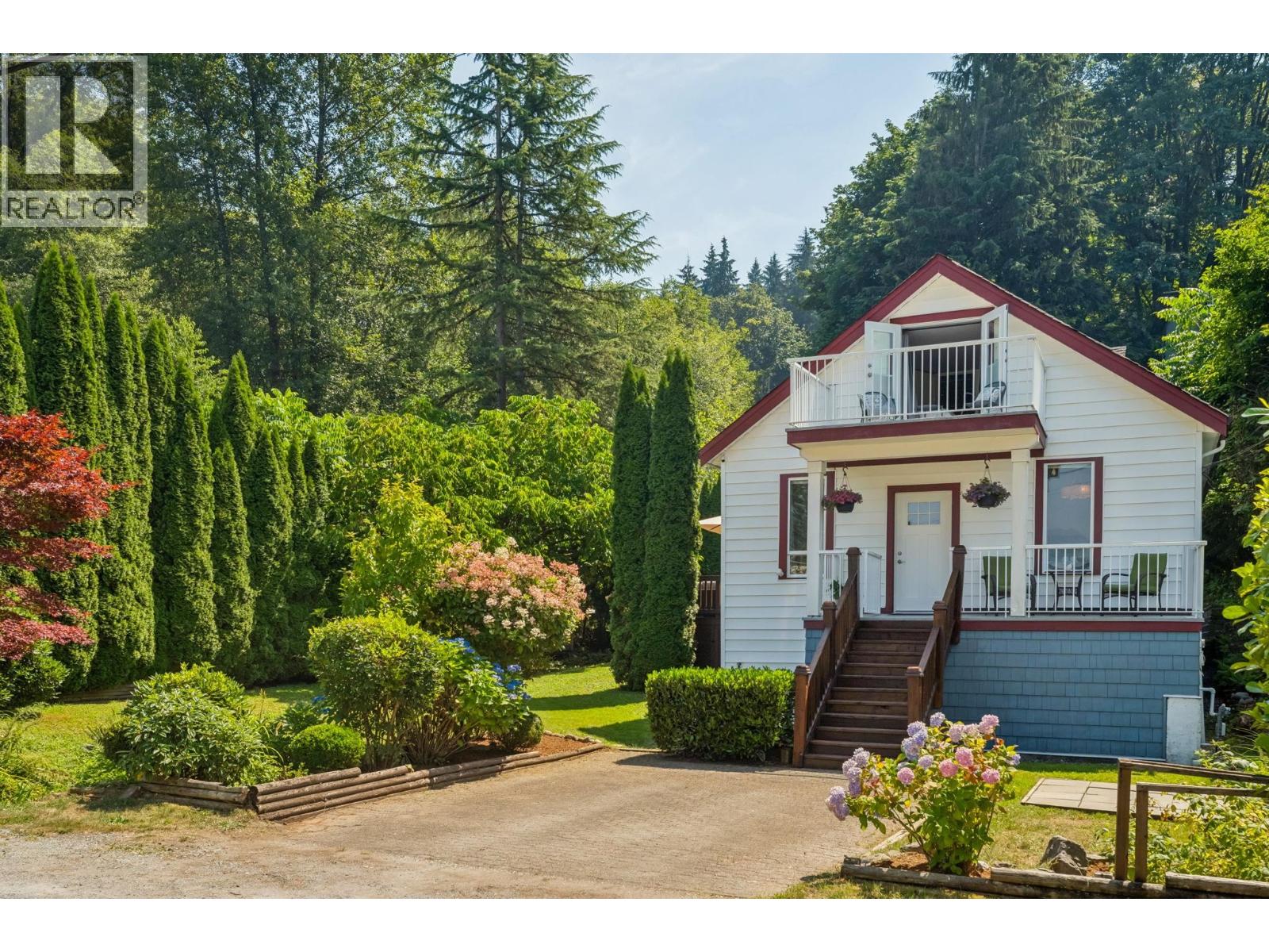 2813 Jane Street, Port Moody, British Columbia V3H 2K7 - Photo 2 - R3150048