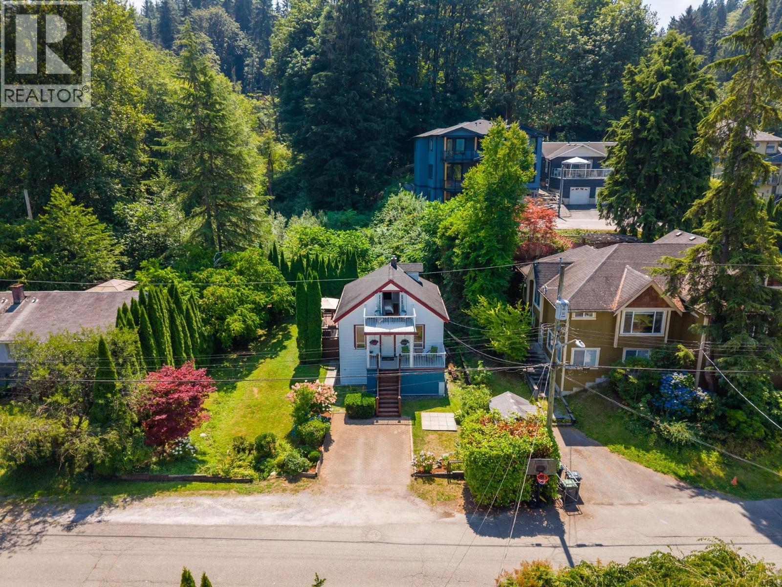 2813 Jane Street, Port Moody, British Columbia V3H 2K7 - Photo 3 - R3150048